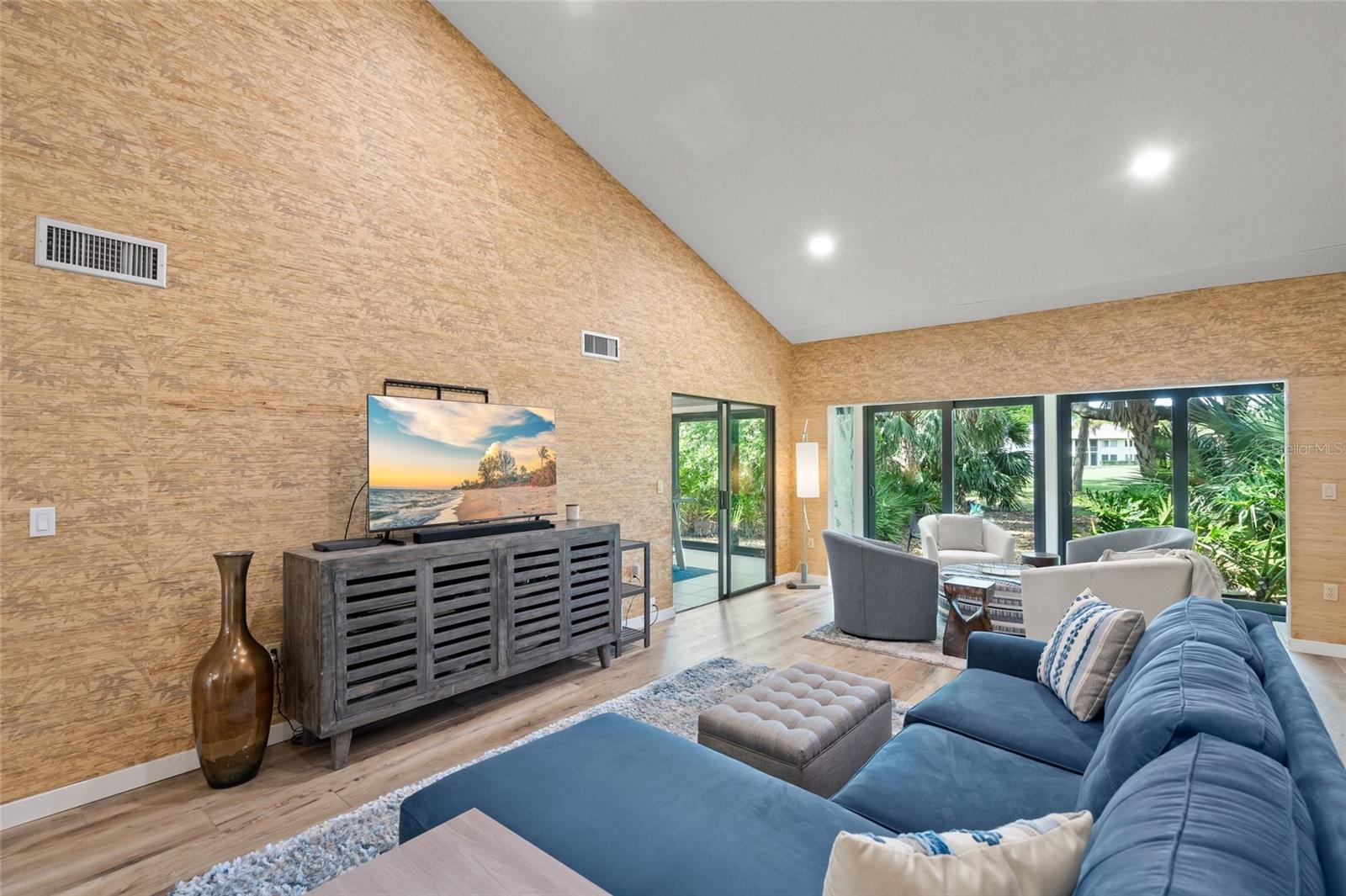 THE MEADOWS/CHANDLERS FORDE - Residential