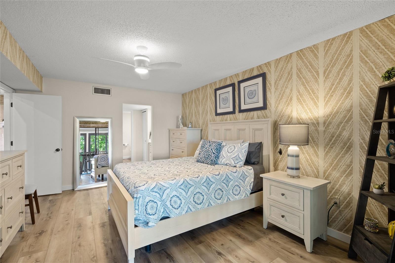 THE MEADOWS/CHANDLERS FORDE - Residential