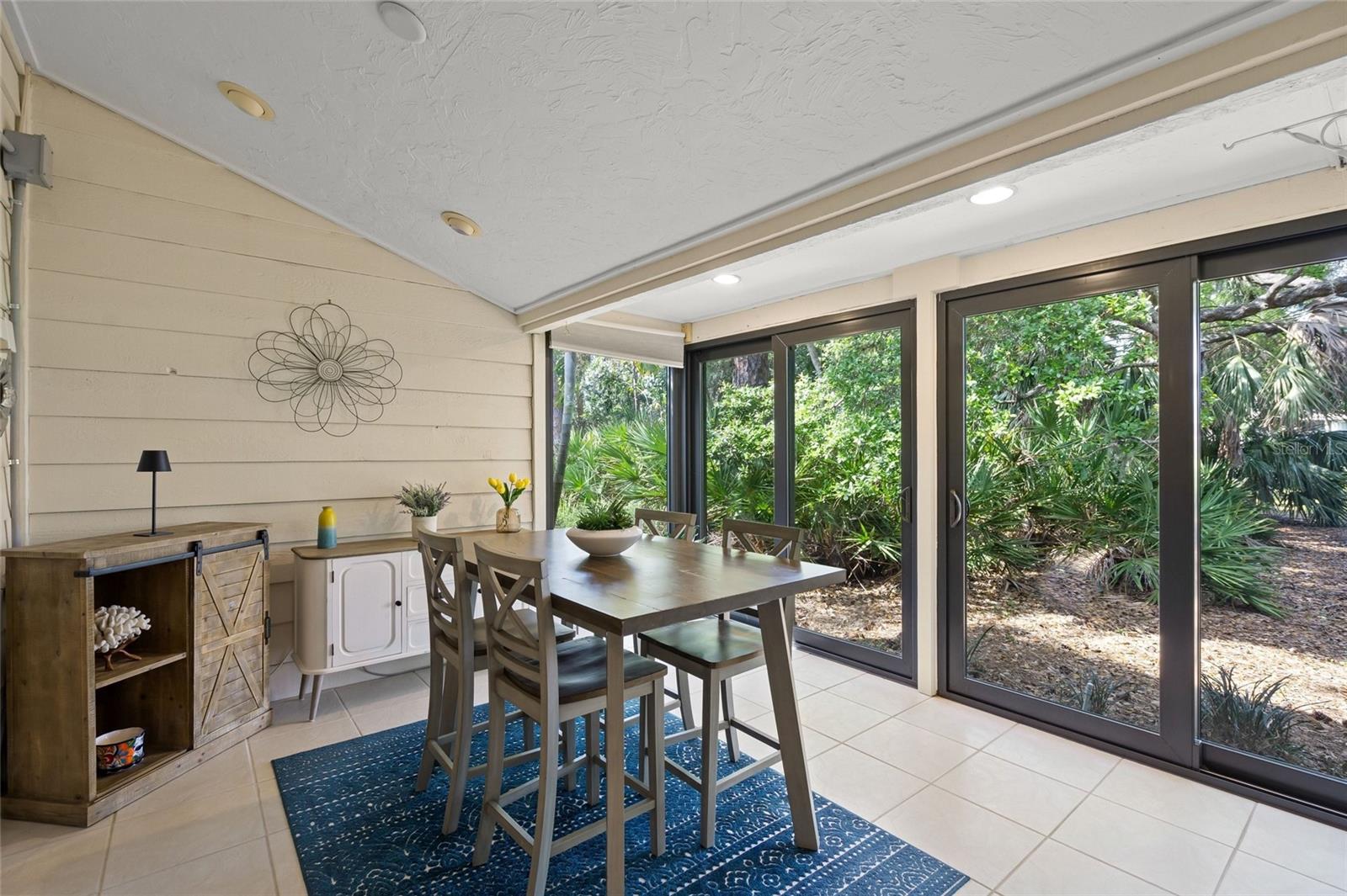 THE MEADOWS/CHANDLERS FORDE - Residential