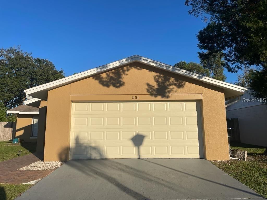 Photo of 11331 Cardiff Drive, Orlando, FL 32837 (MLS # O6369932)