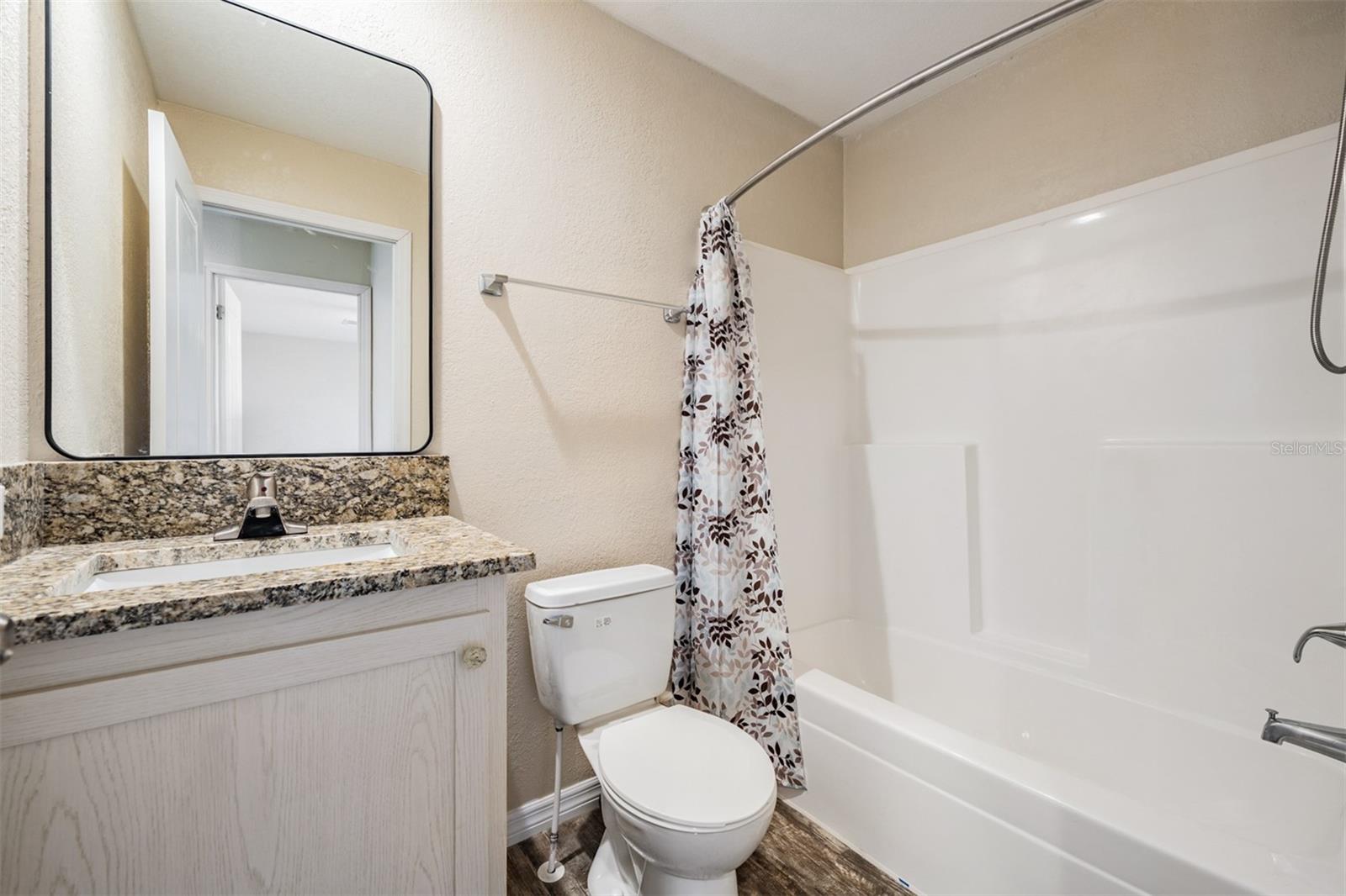 SIGNAL COVE - Residential