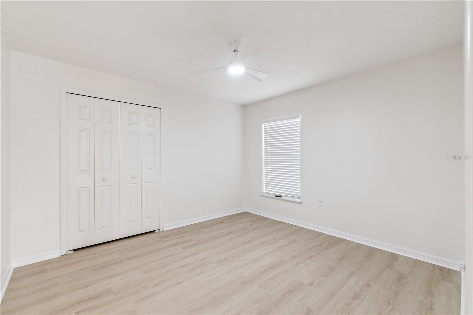 CHAPMAN LAKES - Residential