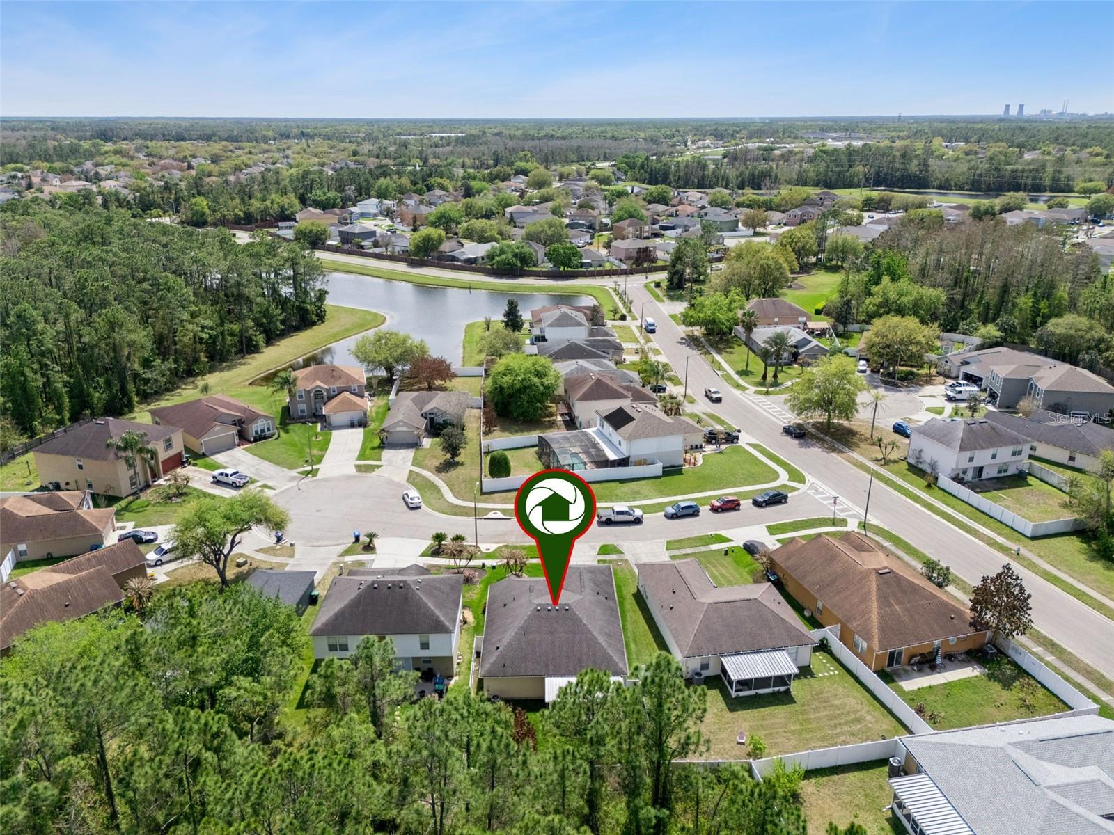 CHAPMAN LAKES - Residential