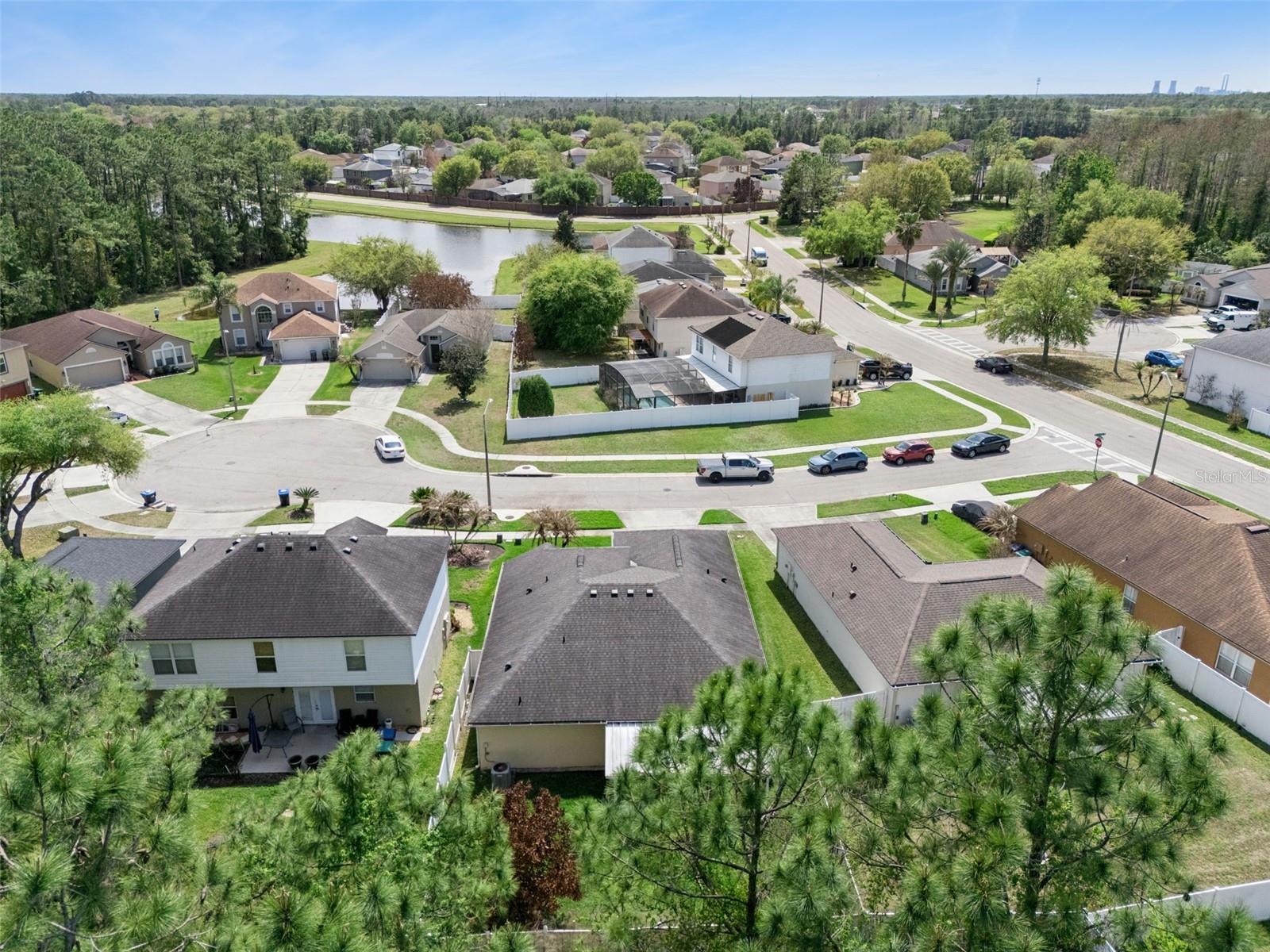 CHAPMAN LAKES - Residential