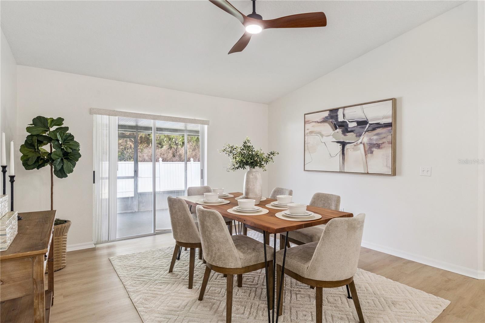 CHAPMAN LAKES - Residential