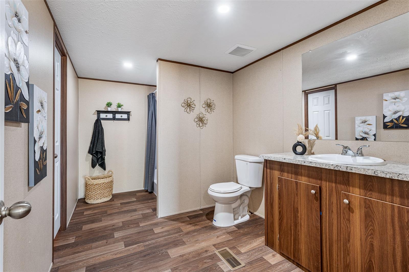 GARDENIA PB 11 PG 9 - Residential