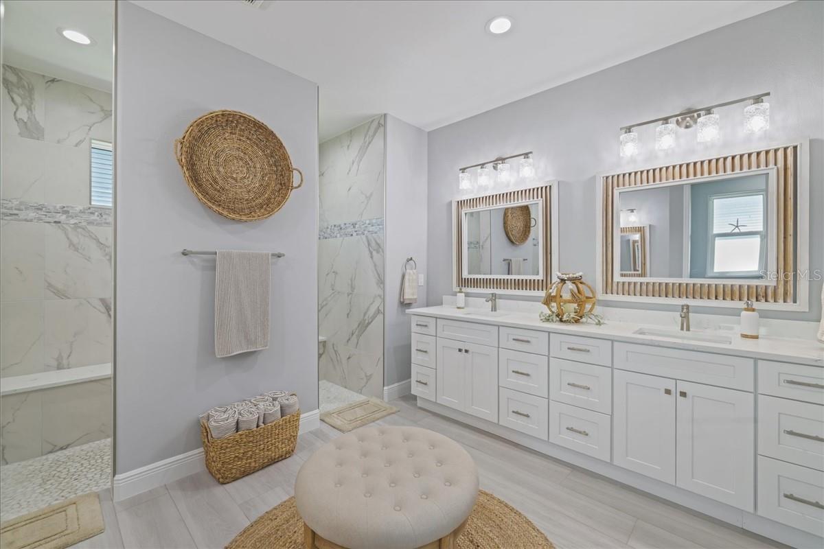 ROTONDA PINE VALLEY - Residential