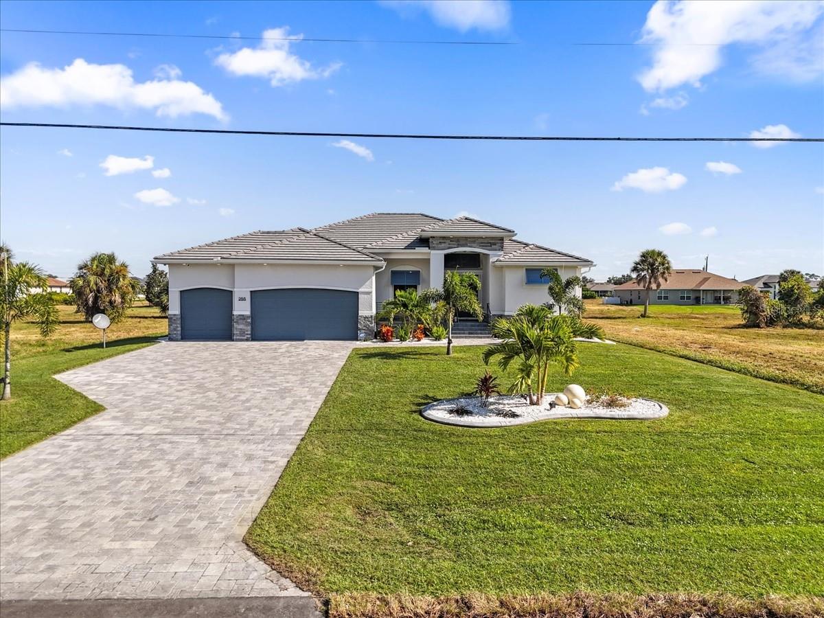 ROTONDA PINE VALLEY - Residential