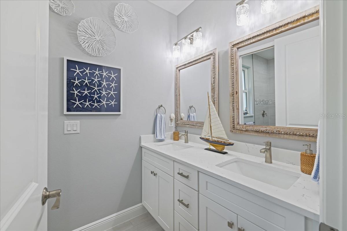 ROTONDA PINE VALLEY - Residential