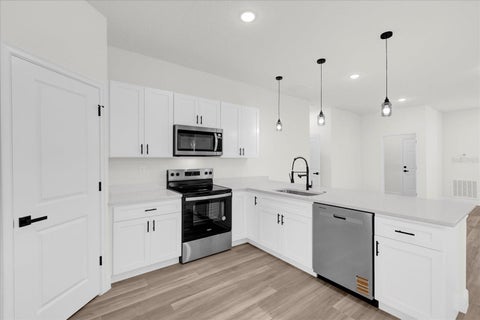 Tiny photo for 13592 SW 40 Circle, Ocala, FL 34473 (MLS # O6451649)