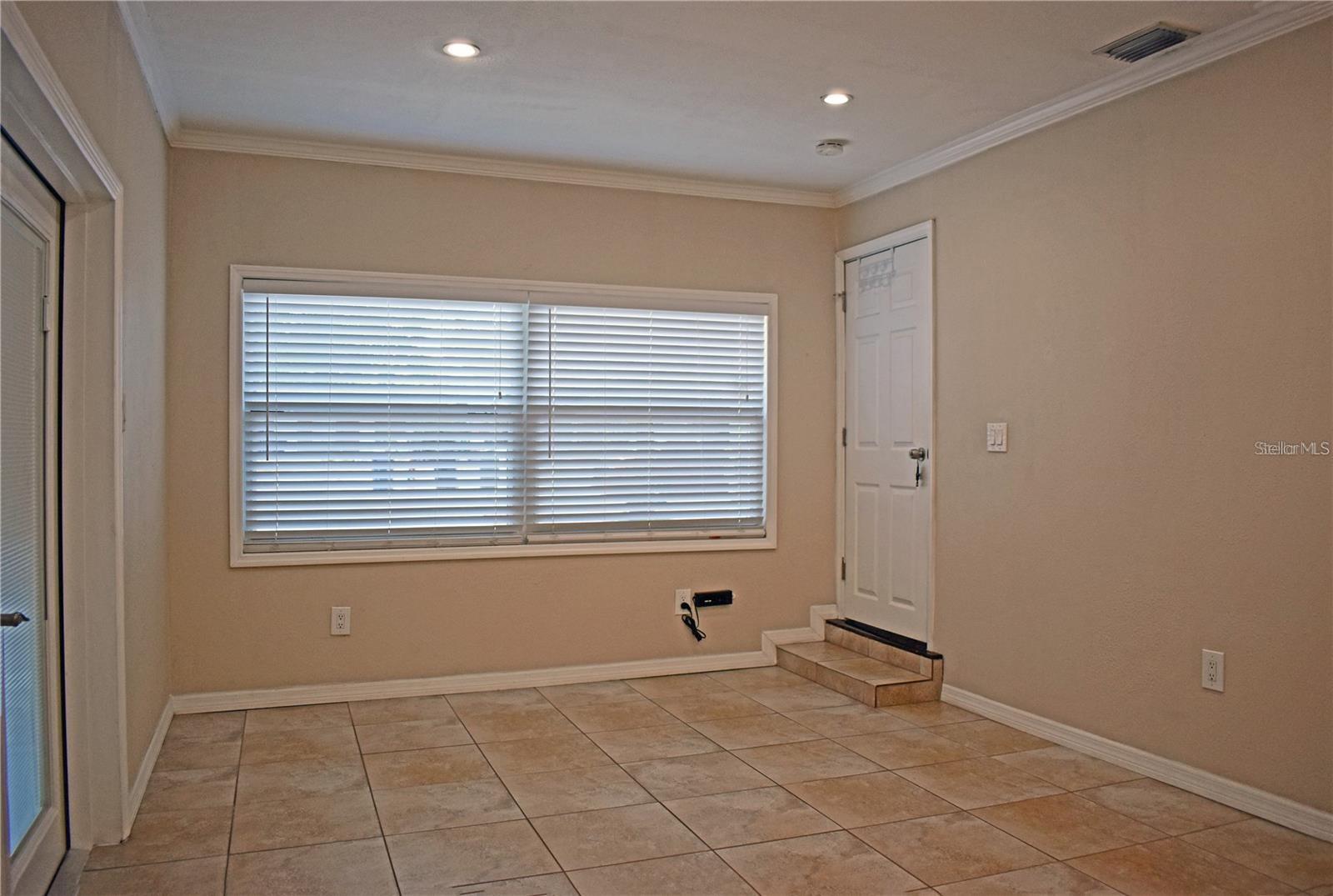 DREW PARK RE OF - Residential Lease