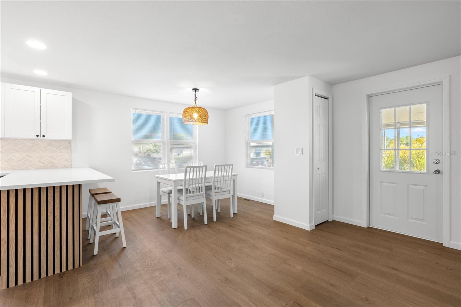 MOBEL AMERICANA MOBILE HOME PARK UNREC - Residential