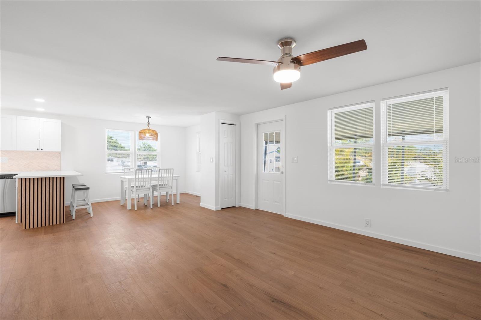 MOBEL AMERICANA MOBILE HOME PARK UNREC - Residential