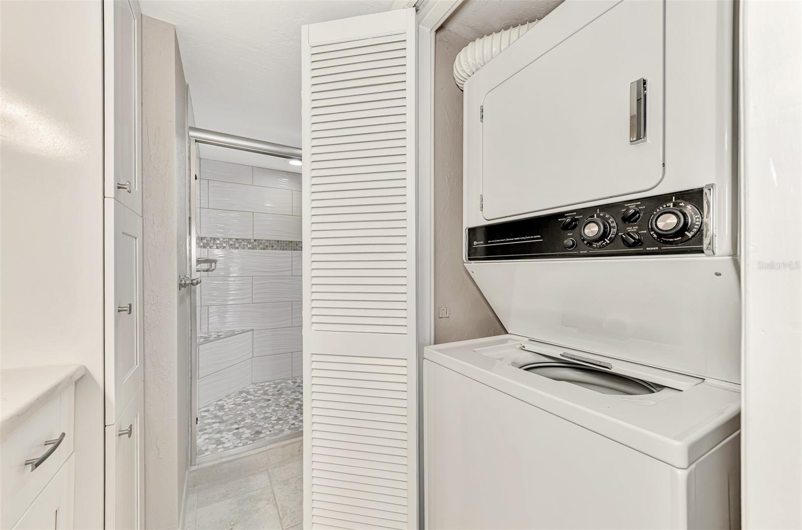 VALENCIA CONDO APTS - Residential