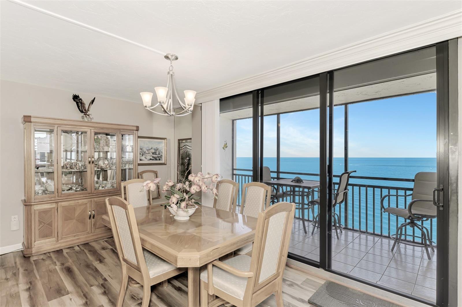 VALENCIA CONDO APTS - Residential