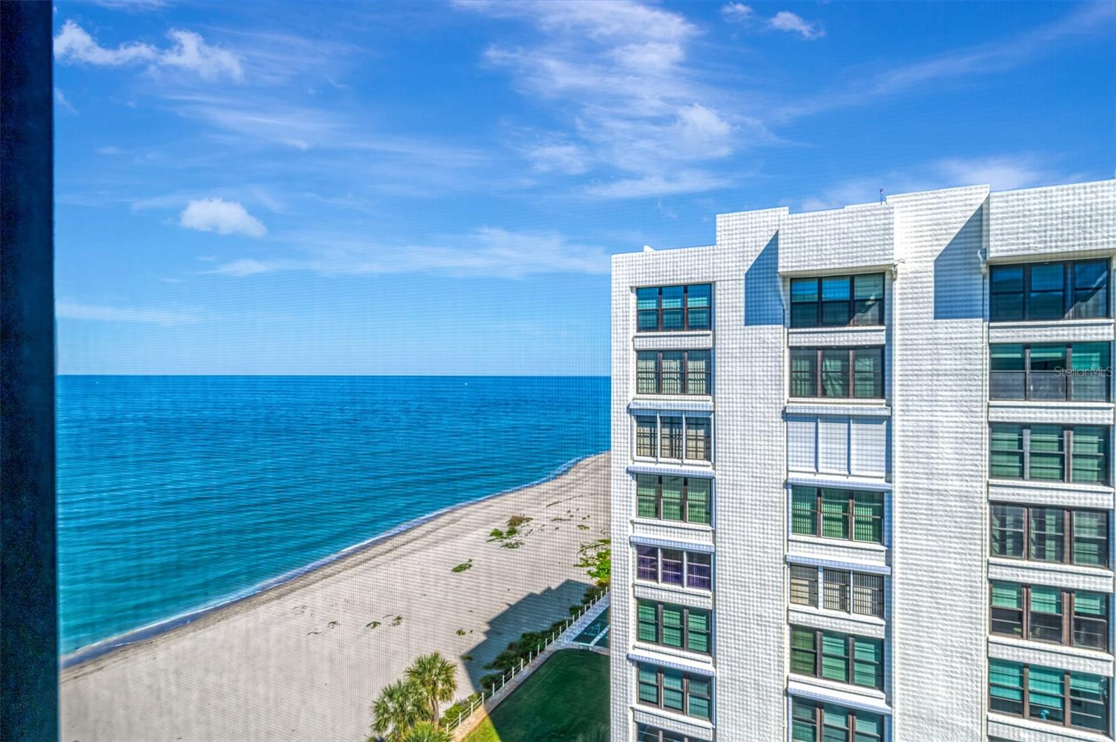 VALENCIA CONDO APTS - Residential