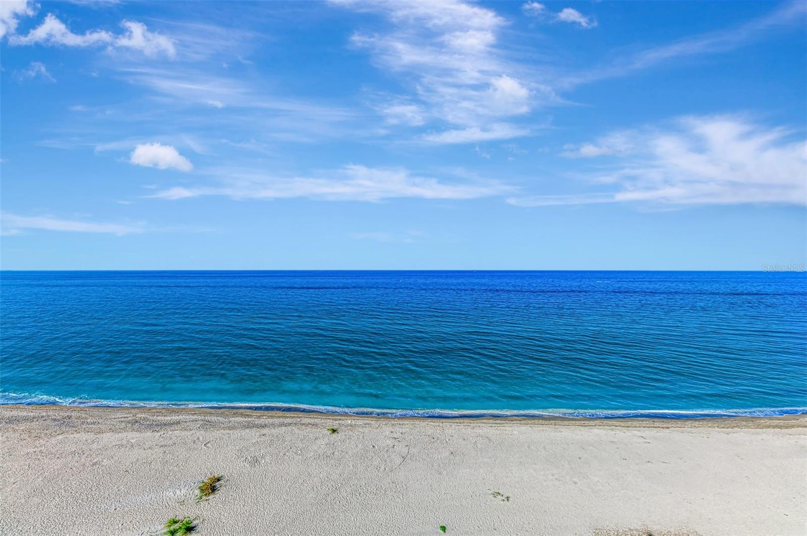 VALENCIA CONDO APTS - Residential