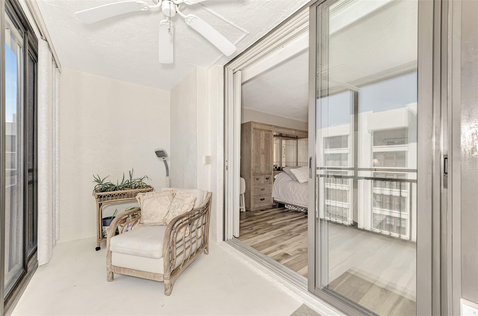 VALENCIA CONDO APTS - Residential