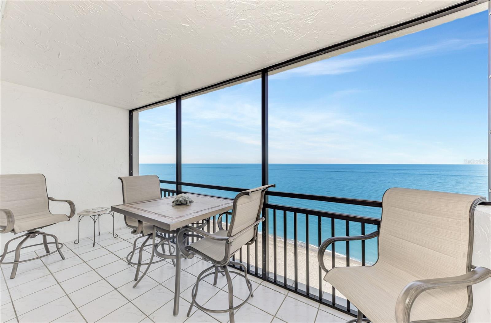 VALENCIA CONDO APTS - Residential