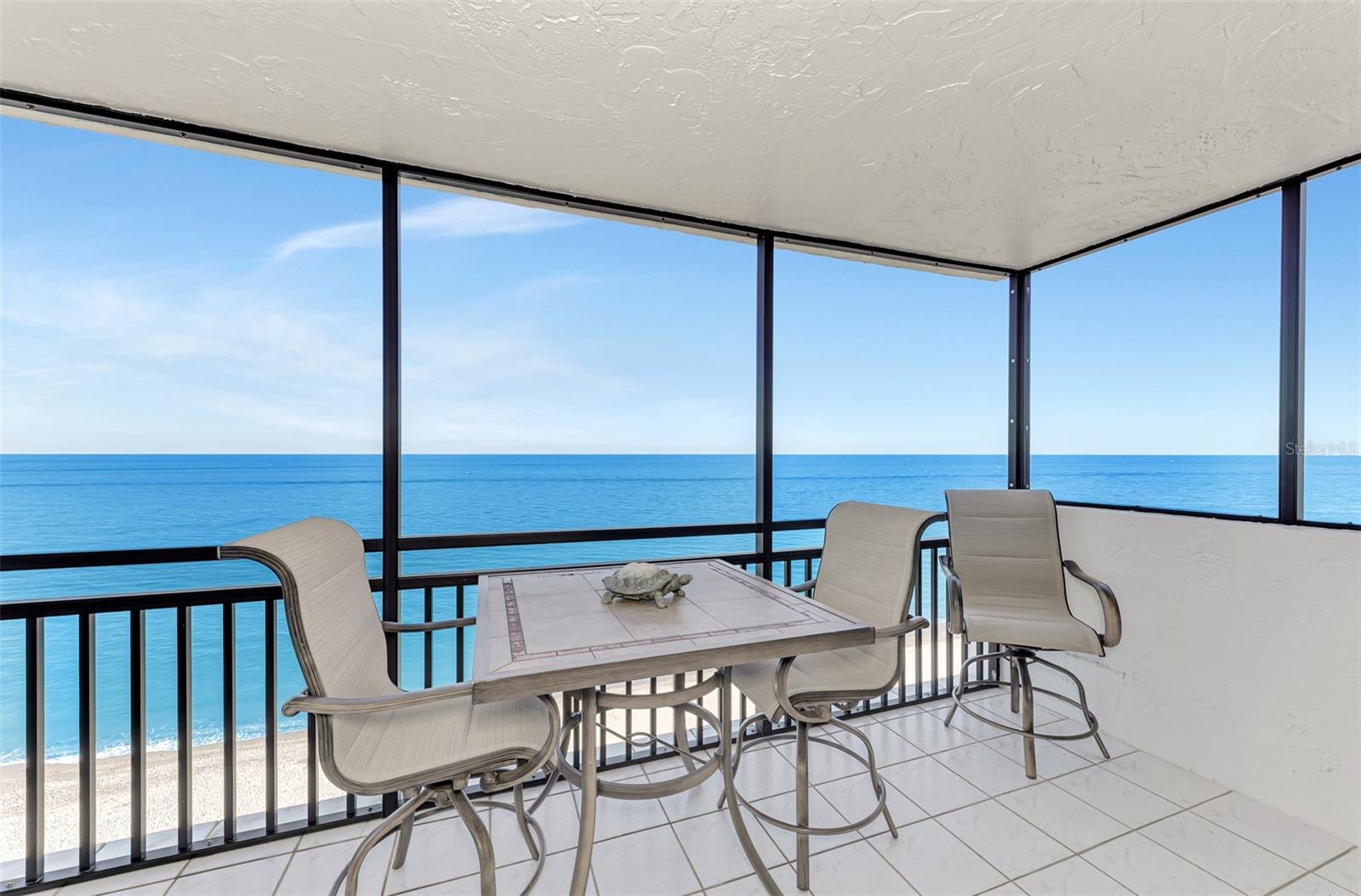 VALENCIA CONDO APTS - Residential