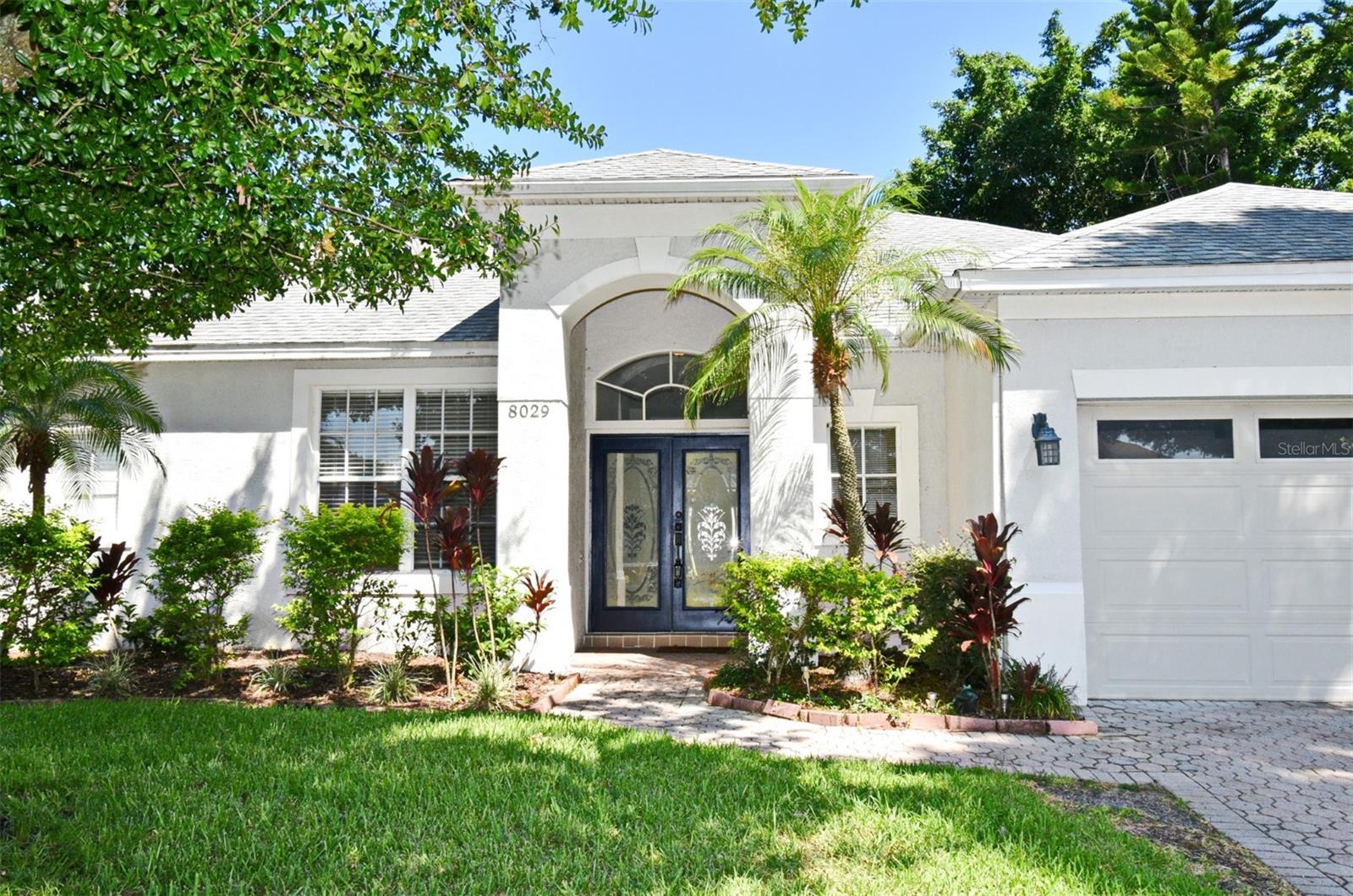 Beautiful move in Condition 4 bed 2 bath home in the Heart of Dr Phillips, a much-desired neighborhood. Home has a great Floor plan, split bedroom, the oversized kitchen has a breakfast bar, that overlooks the Big Family Room, perfect for entertaining, The Generous Living room/dining Room combo space, boasts extra-large Sliding Glass door that leads to a screened covered patio, which makes for a great indoor, outdoor space. Brand new Flooring, new White Quartz Kitchen Counters with new sink and faucet, Newer stainless-steel Appliances, Refrigerator 2023, Range and microwave 2024, Roof 2019, AC 2016, Backyard fencing 2016. This Subdivision has pool, tennis court, dog park. And to top it off you are Walking Distance to the Dr Phillips Park and Sand Lake Elementary School. Close to Daryl Carter Parkway, all kinds of shopping, Restaurants and grocery stores to choose from, and all the major attractions (Disney, Seaworld, Universal) to name a few, and I4, about 20 mins from the Airport. Zoned for Excellent Schools. Price to sell, come make this your home.