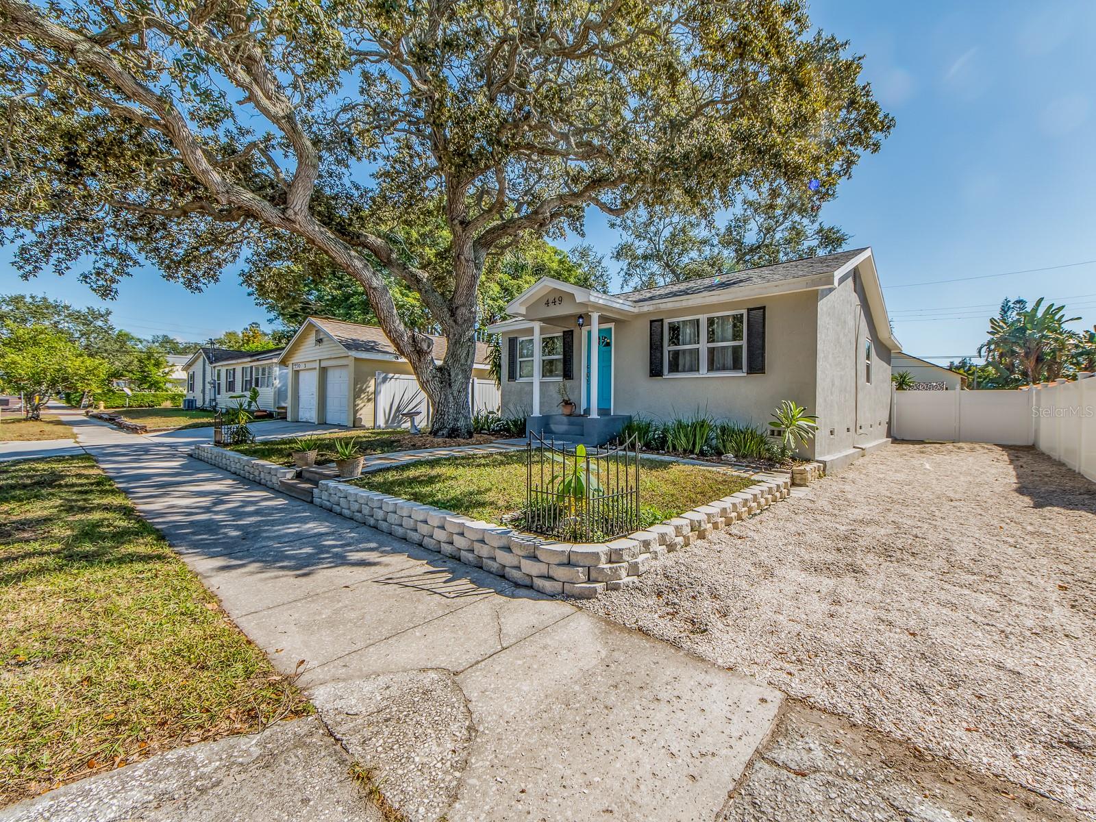 Casas a venda 3 - Jen Dantas 449 ROANOKE STREET