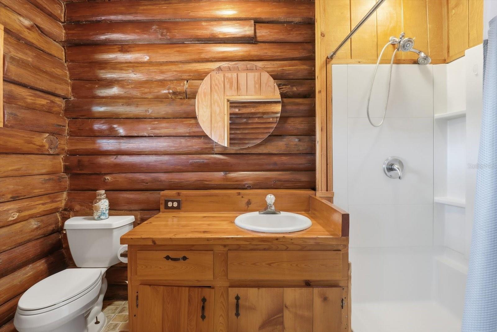 CRYSTAL PARADISE ESTATES UNIT 02 - Residential