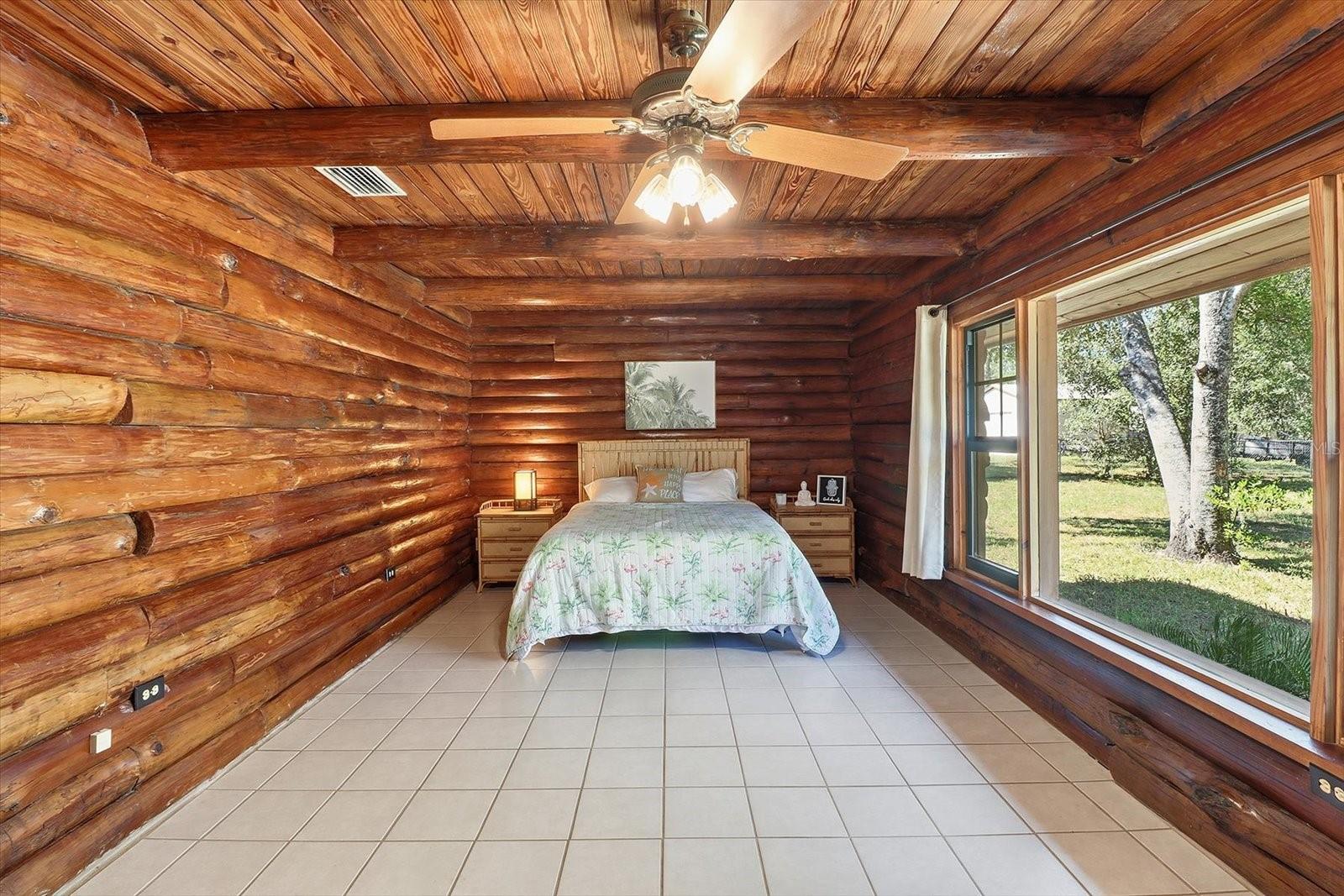 CRYSTAL PARADISE ESTATES UNIT 02 - Residential