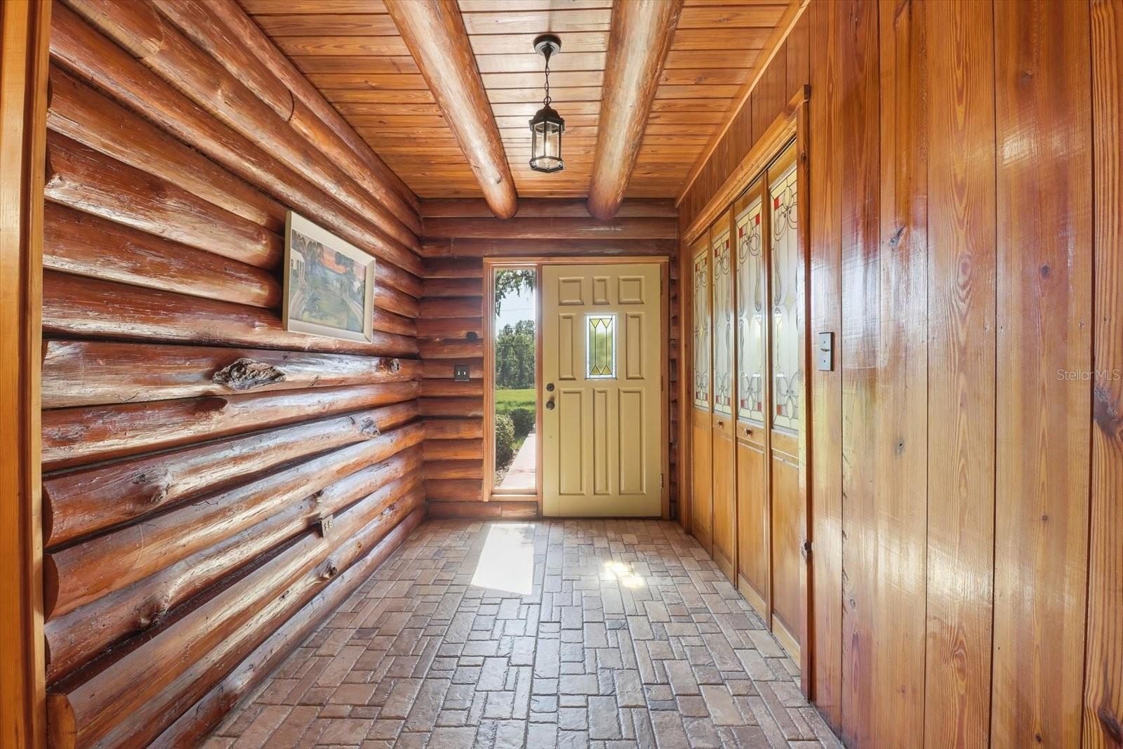 CRYSTAL PARADISE ESTATES UNIT 02 - Residential