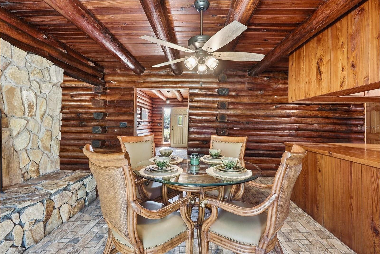 CRYSTAL PARADISE ESTATES UNIT 02 - Residential