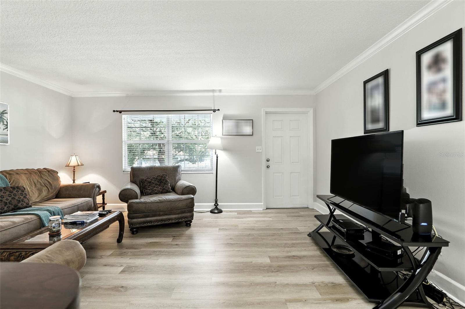 LAKESIDE MANOR APTS CONDO - Residential