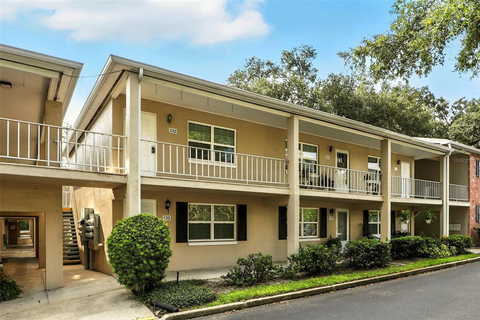LAKESIDE MANOR APTS CONDO - Residential
