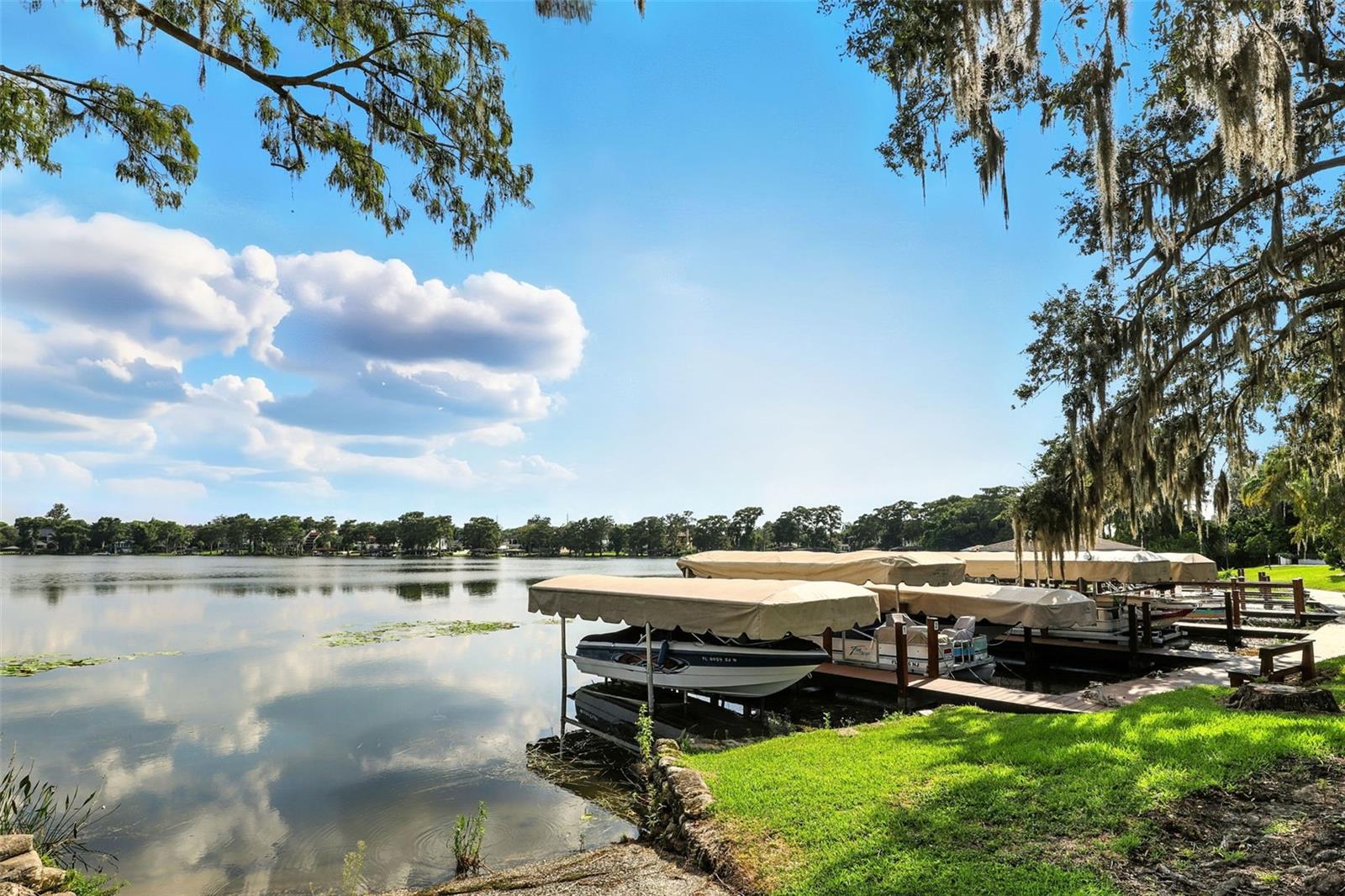 LAKESIDE MANOR APTS CONDO - Residential