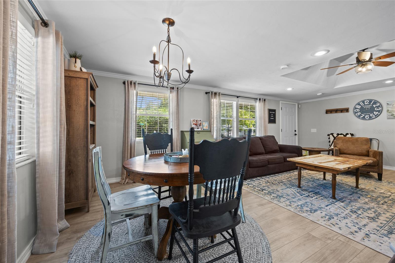 D E WHETSTONE ADDN-H SPGS - Residential