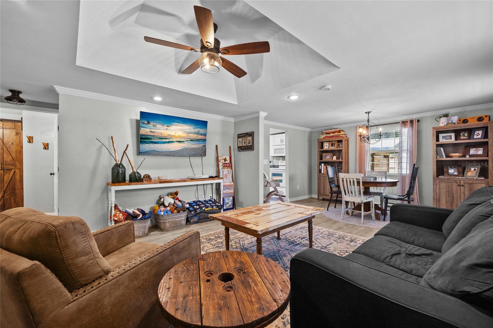 D E WHETSTONE ADDN-H SPGS - Residential