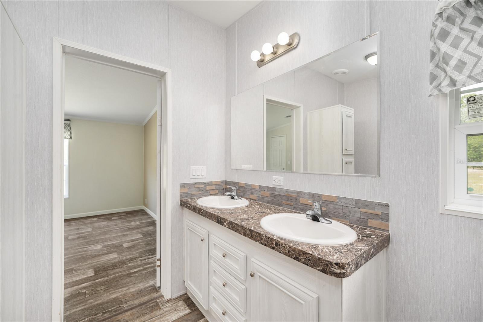 OAK RANCH ESTATES - Residential