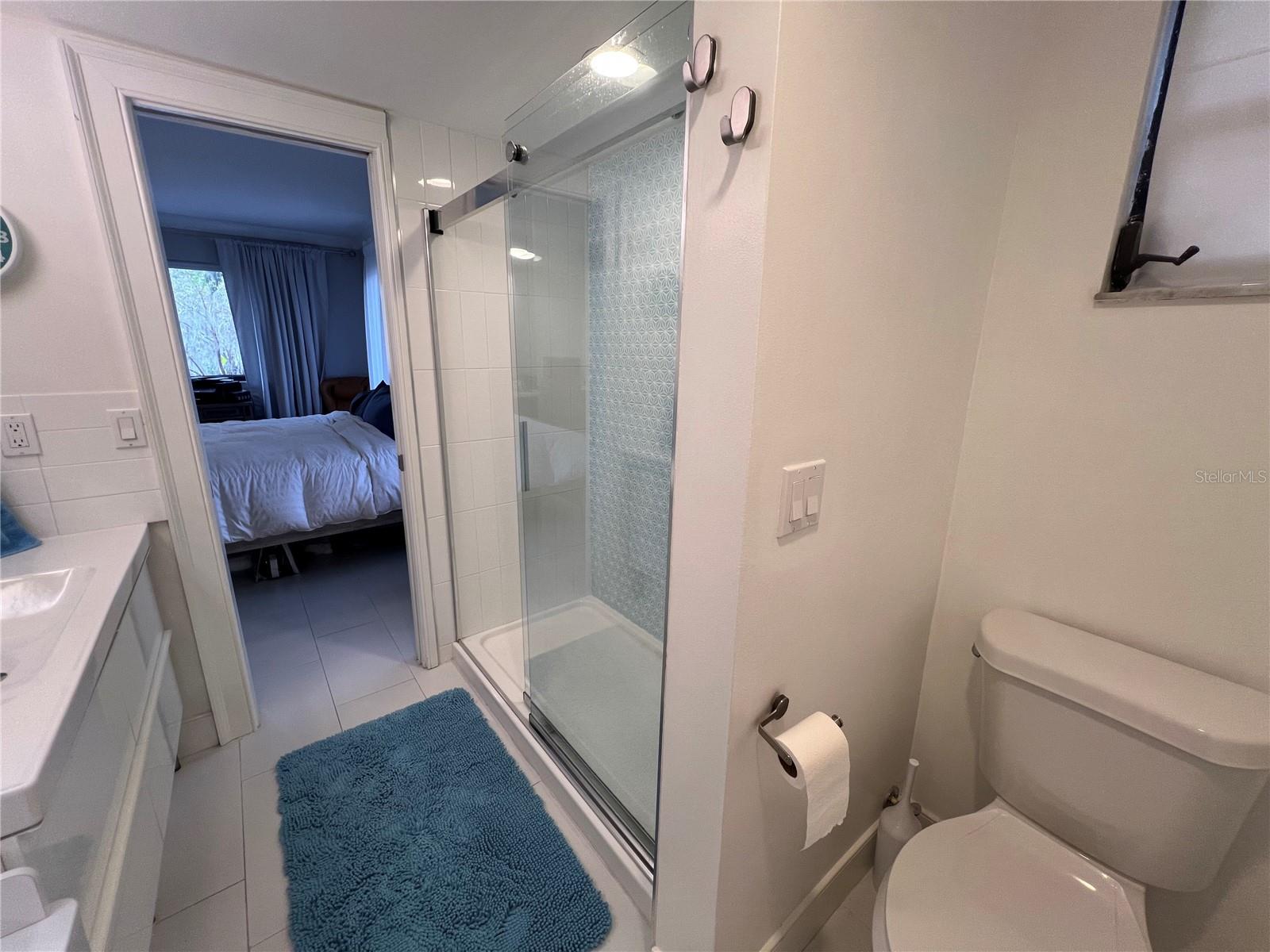 HOLLINGSWORTH PLACE A CONDO - Residential Lease