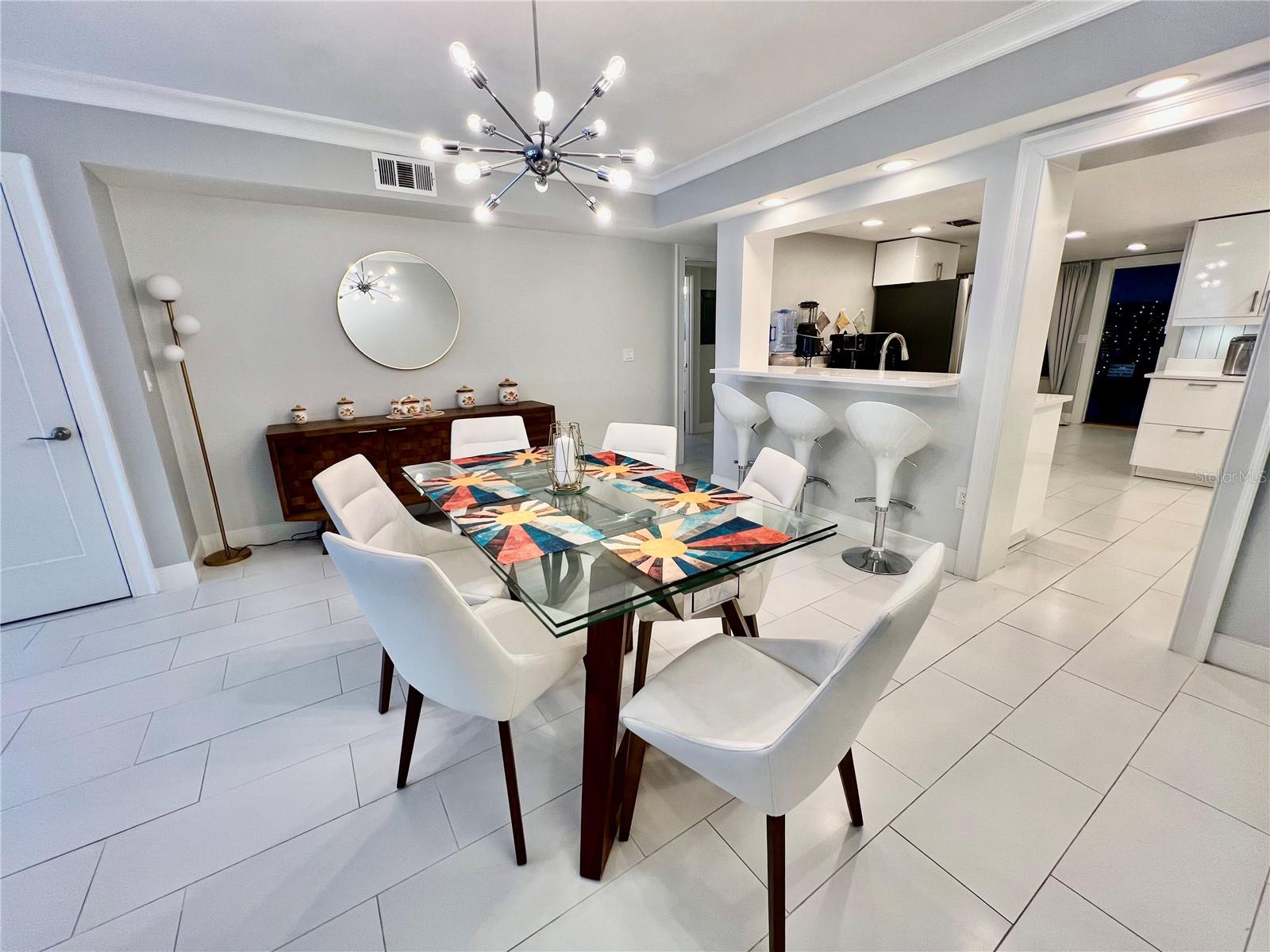 HOLLINGSWORTH PLACE A CONDO - Residential Lease