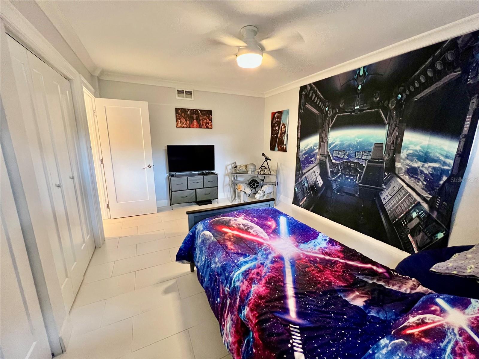 HOLLINGSWORTH PLACE A CONDO - Residential Lease