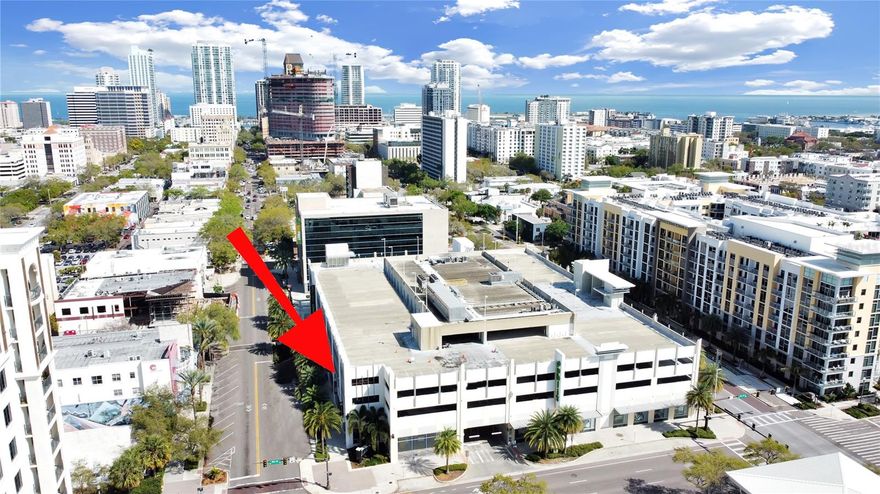 Excellent opportunity on Central Ave! 2011 sq ft of commercial space for lease including 2 ADA compliant restrooms and server room.  Located in the bustling Central Arts District of downtown St Pete, this space offers outstanding visibility.  More than 13,000 cars drive by per day according to FDOT.  Garage and street parking available.  Join a multitude of beautiful shops, restaurants, and nearby museums in this desirable part of DTSP.