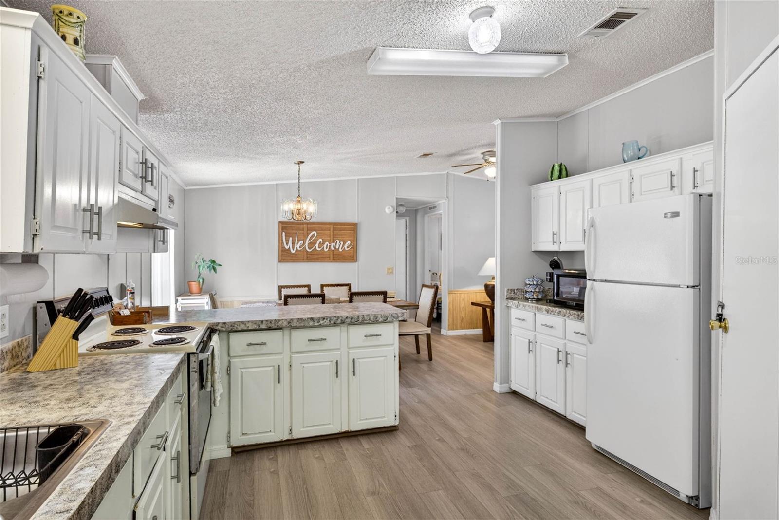 CHASSAHOWITZKA VILLAGE UNIT 03 UNREC - Residential