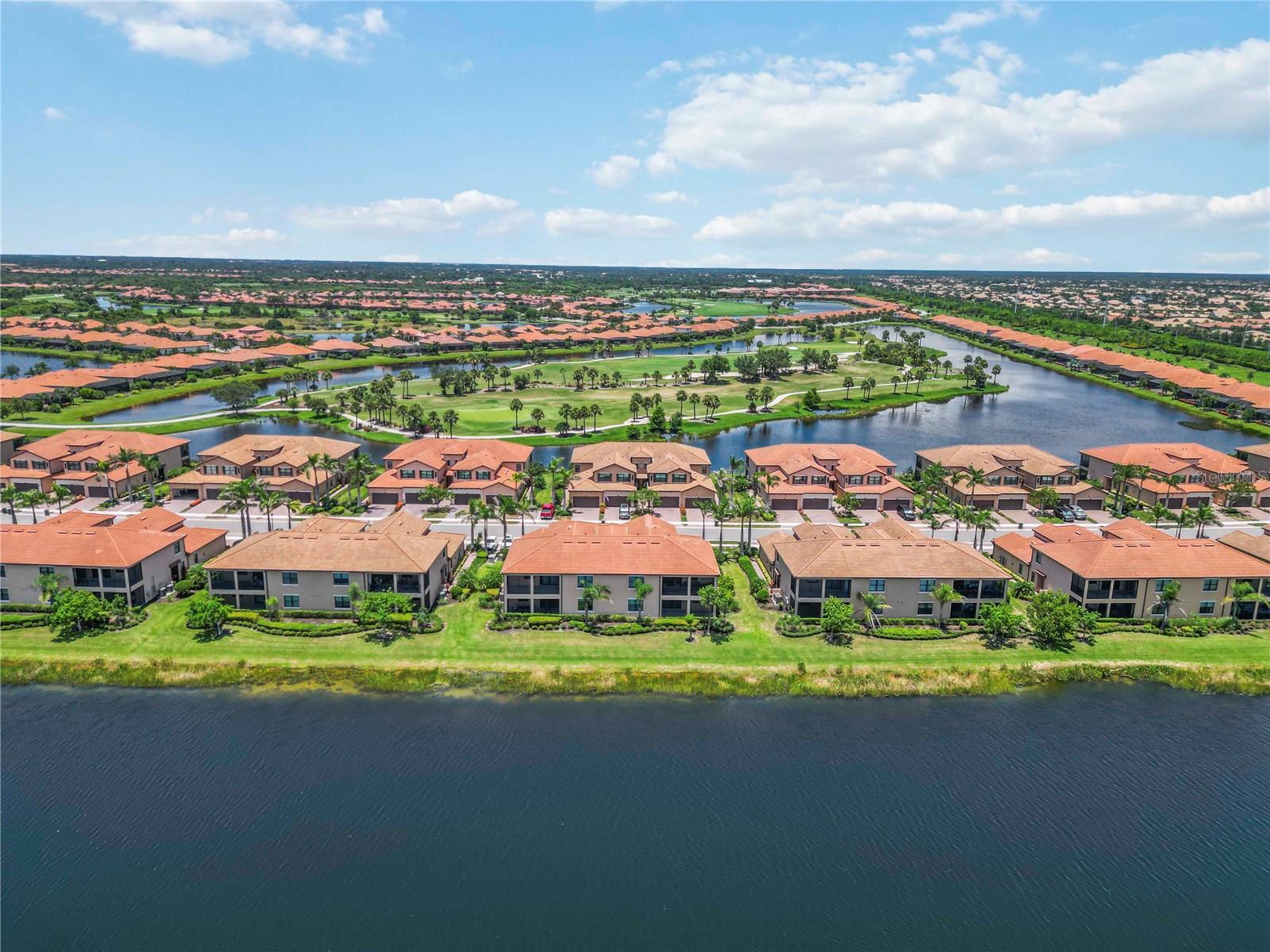 SARASOTA NATIONAL - Residential