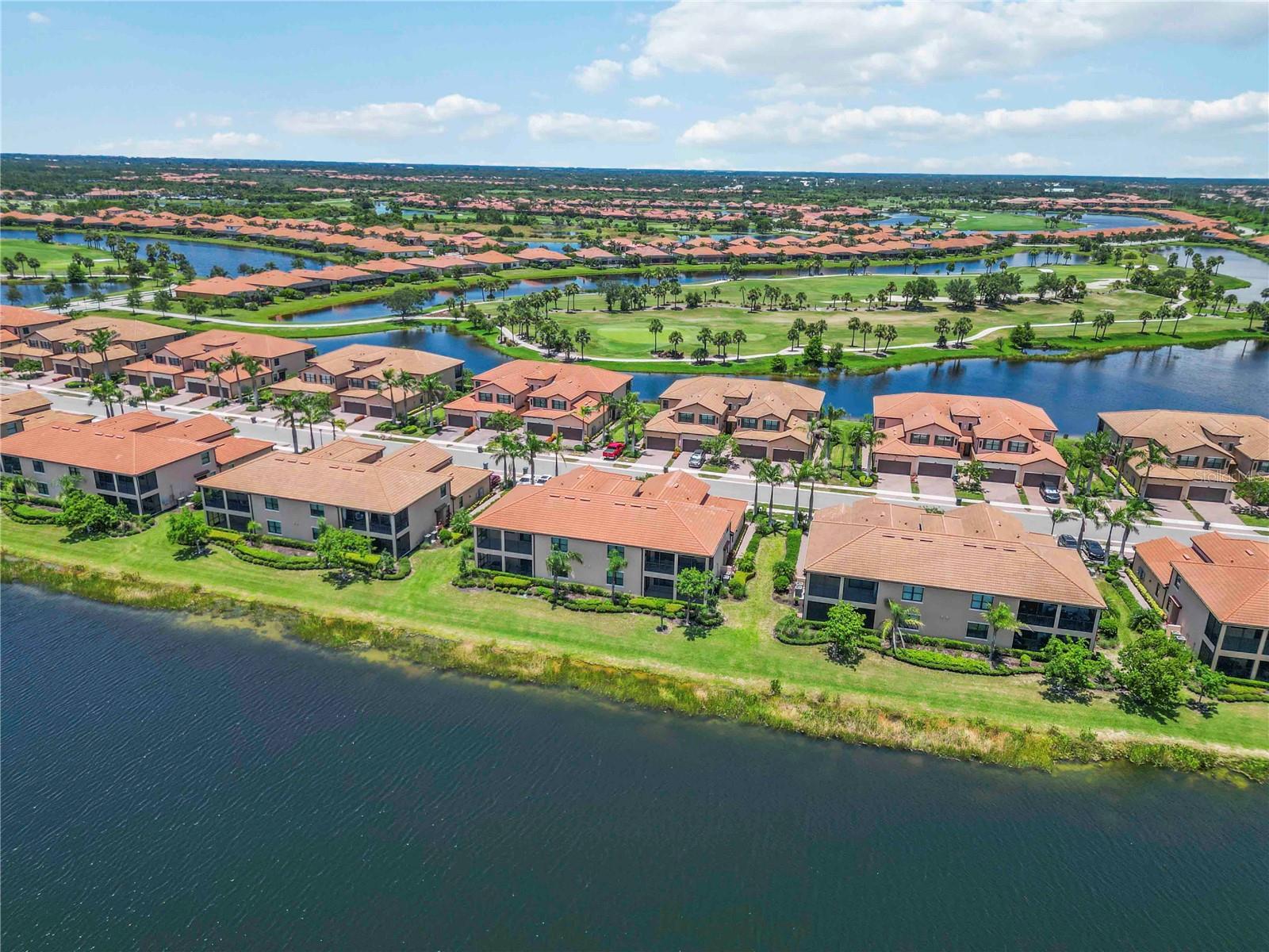 SARASOTA NATIONAL - Residential