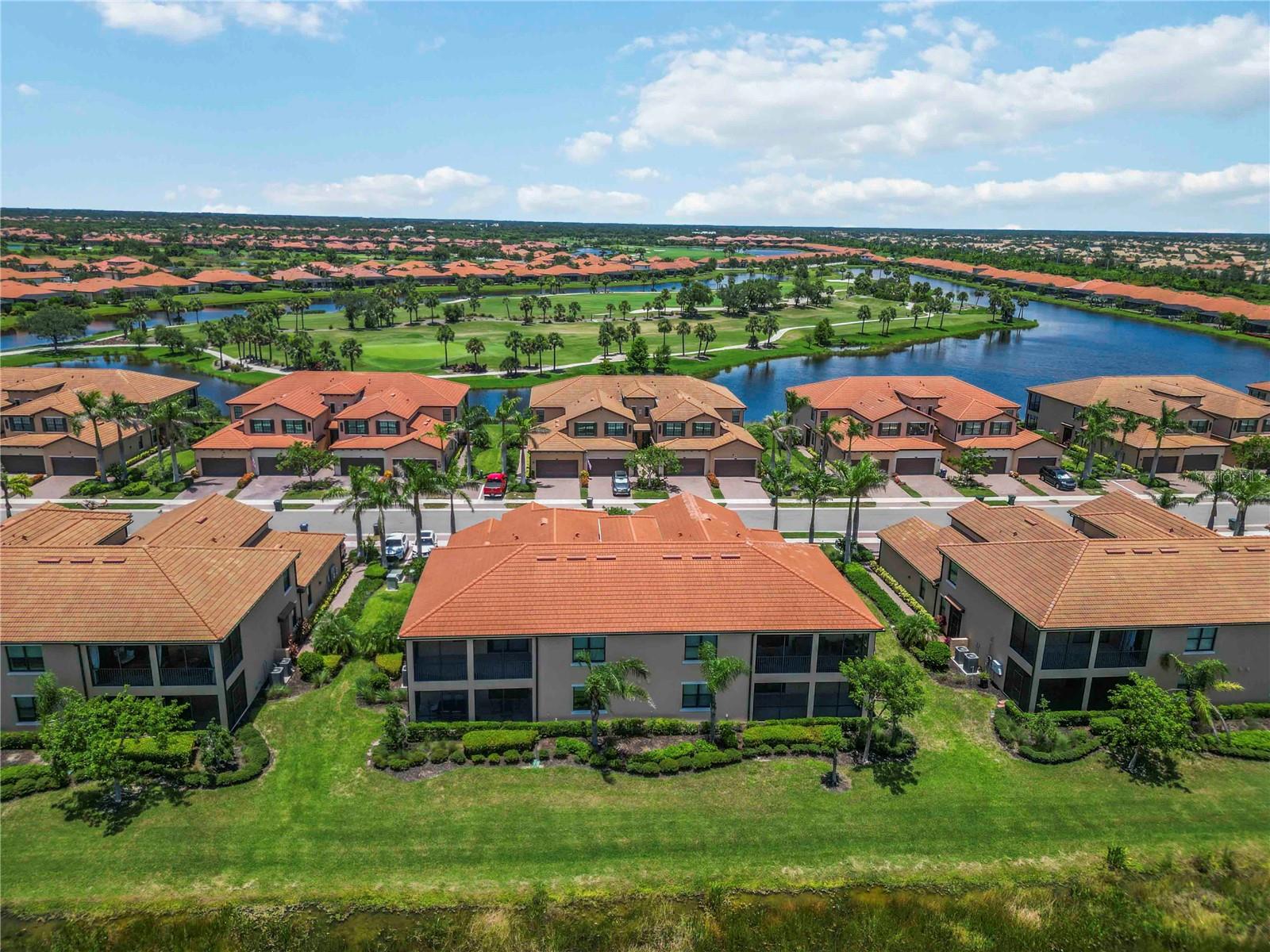 SARASOTA NATIONAL - Residential