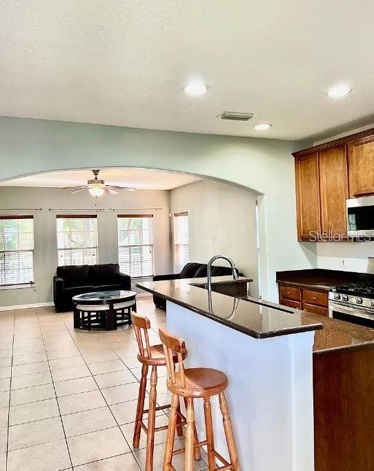 FISHHAWK RANCH TOWNCENTER PHAS - Residential Lease