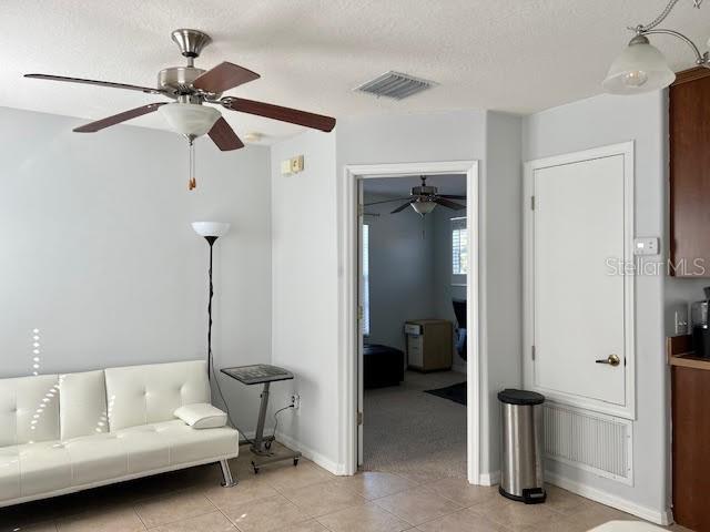 FISHHAWK RANCH TOWNCENTER PHAS - Residential Lease