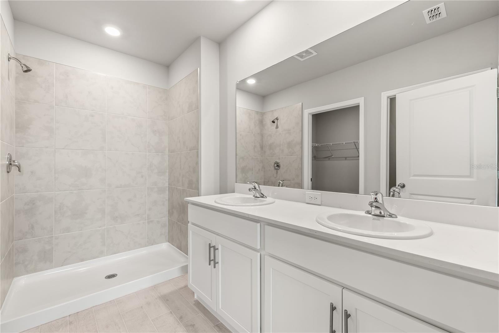 SEA COVE - Residential