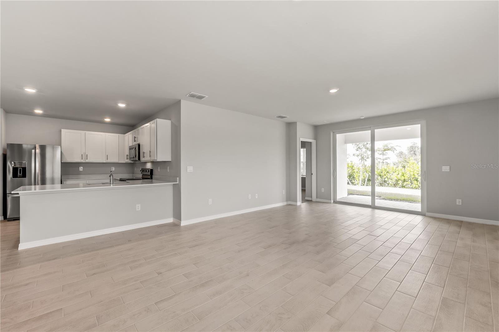 SEA COVE - Residential