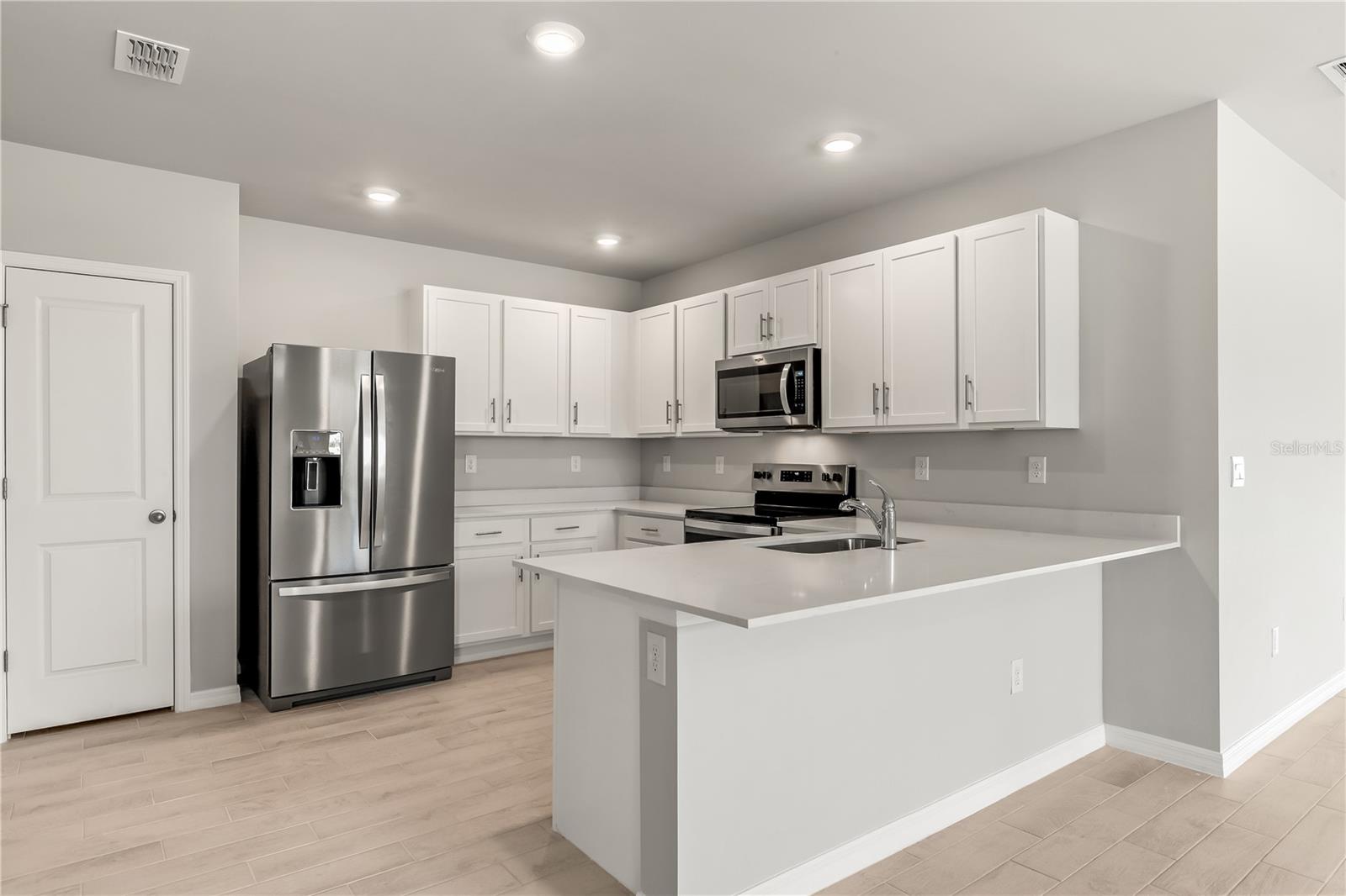 SEA COVE - Residential