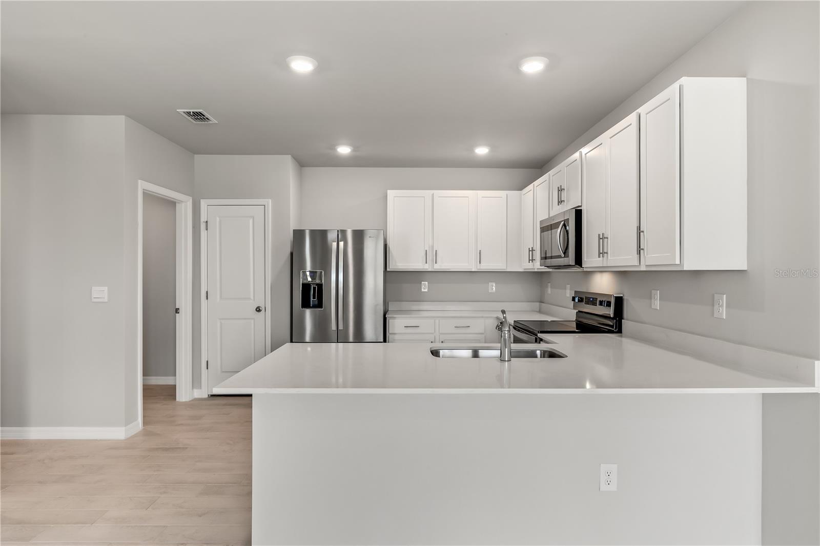 SEA COVE - Residential